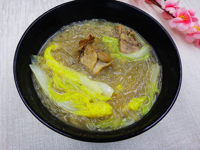 鸭肉炖粉条最简单的做法,鸭肉炖白菜土豆粉条的做法
