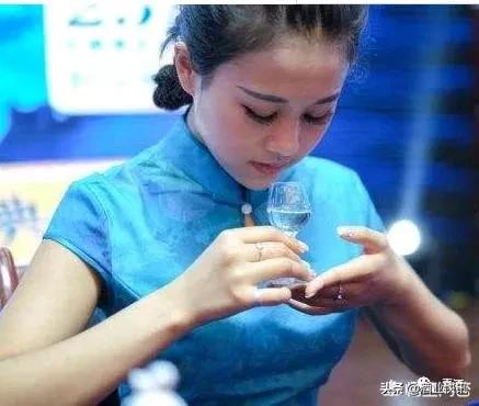 中国白酒历史上最久的是哪个品牌,全国各省白酒品牌一览表