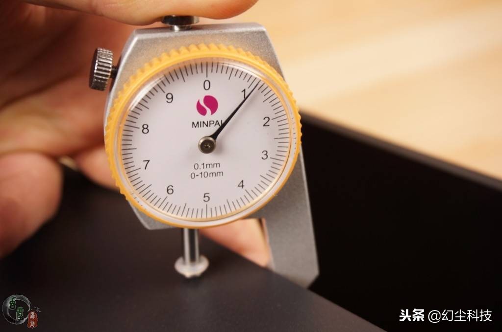 迷你小钢板桌面,电脑迷你小机箱推荐