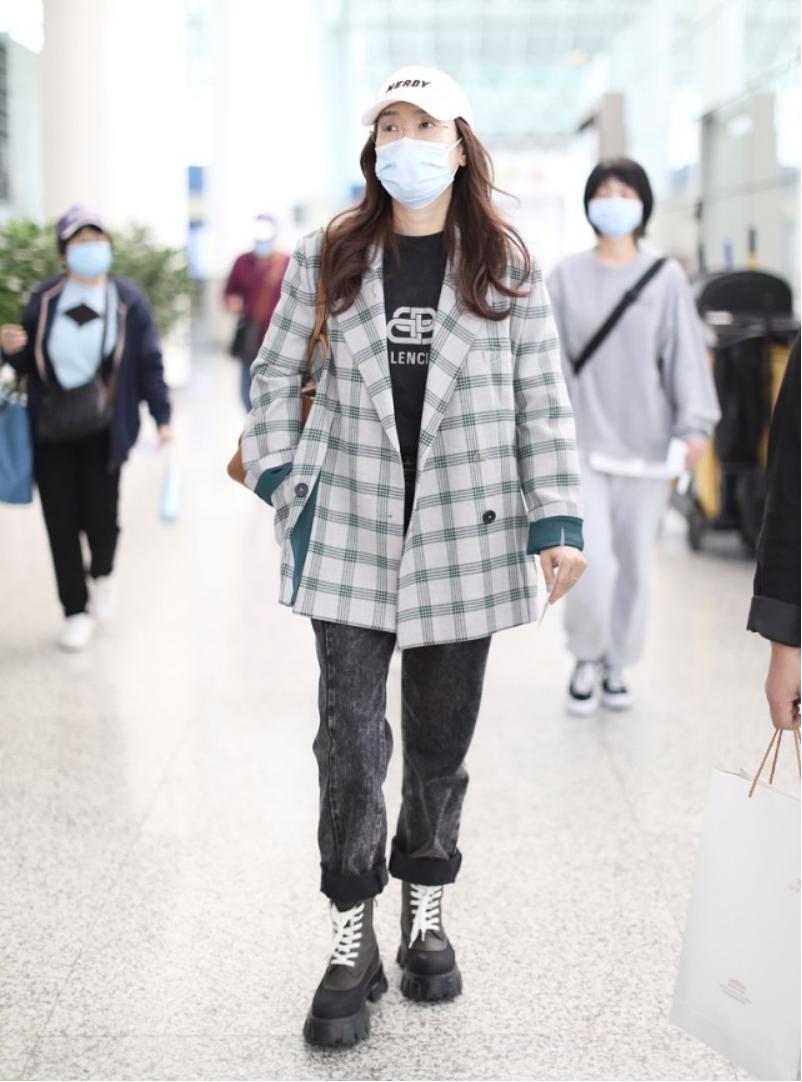 玲花显瘦表演服装,玲花穿牛仔服