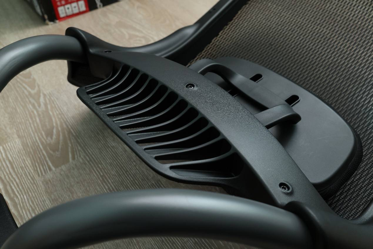 网易严选领航员工学椅测评智商税,网易严选工学椅探险家pro星舰版