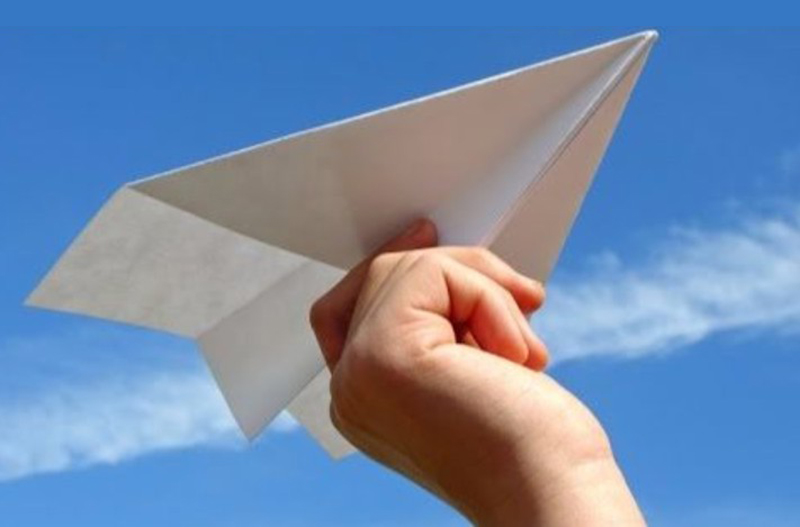 女生喜欢的玫瑰花用纸折的,用卫生纸折玫瑰多种方法