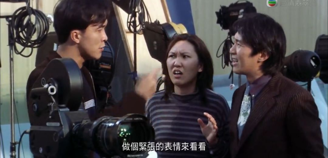 周星驰是不是跑龙套的,周星驰跑龙套就不是人了吗