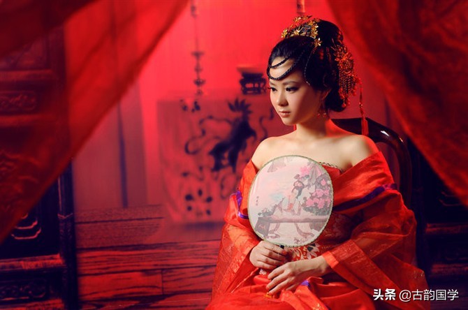 中国历史上第一部诗歌总集,中国历史上第1部诗歌总集是什么