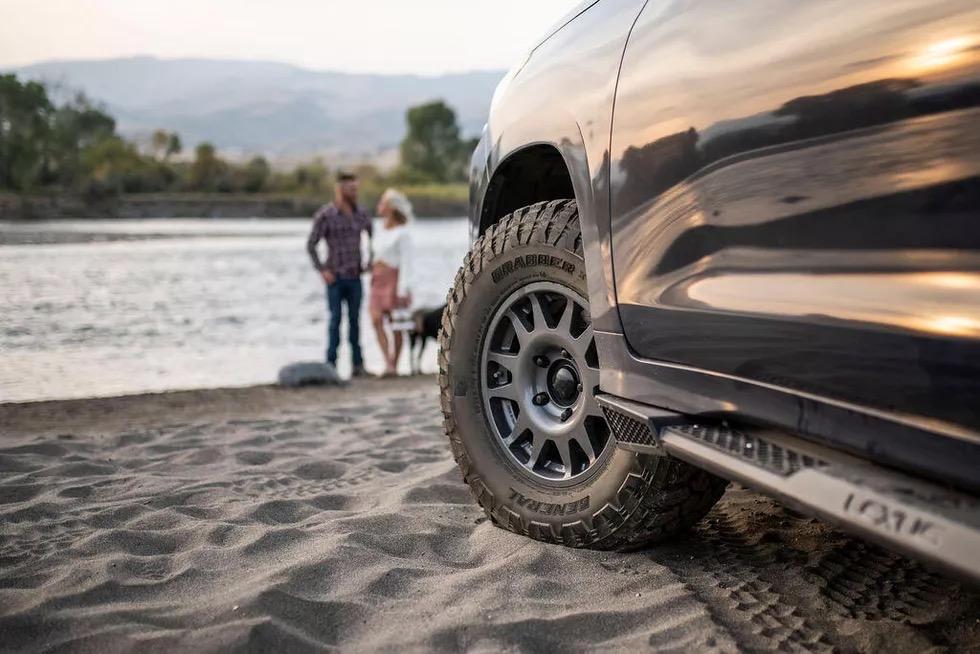 lx570雷克萨斯2021价格,2022款雷克萨斯lx570越野视频