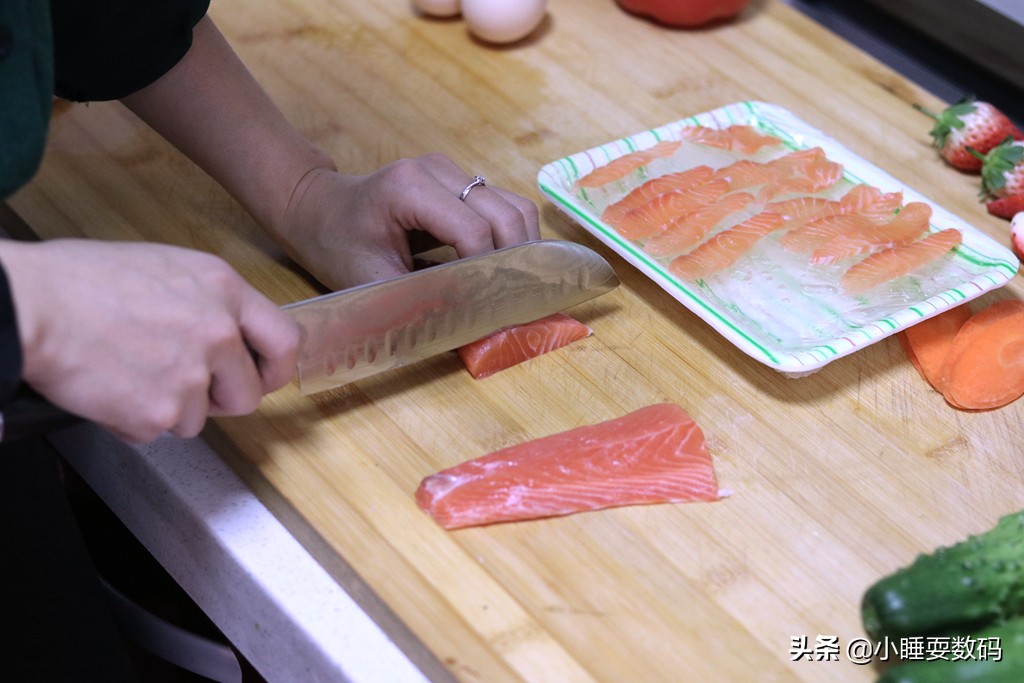 切菜要用什么刀具最好用,小米刀具砧板消毒机测评