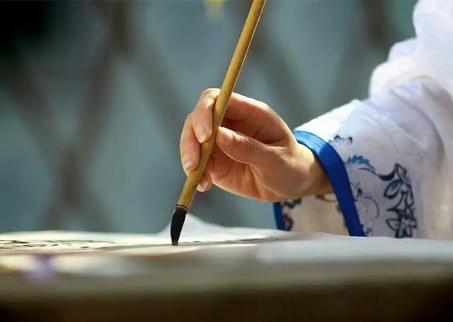初学毛笔字选笔很重要,书法教程初学者如何选择毛笔