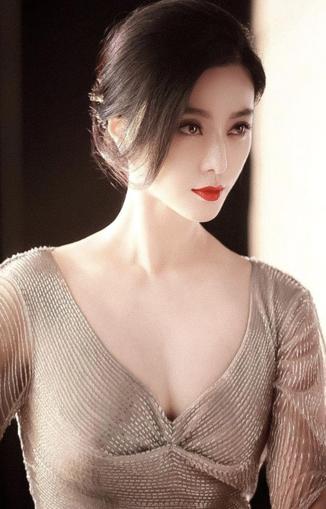 判断你是淡颜还是浓颜,方脸适合化浓妆还是淡妆