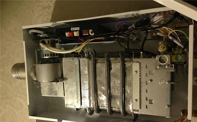 燃气热水器咋选好坏,燃气热水器怎么选总结