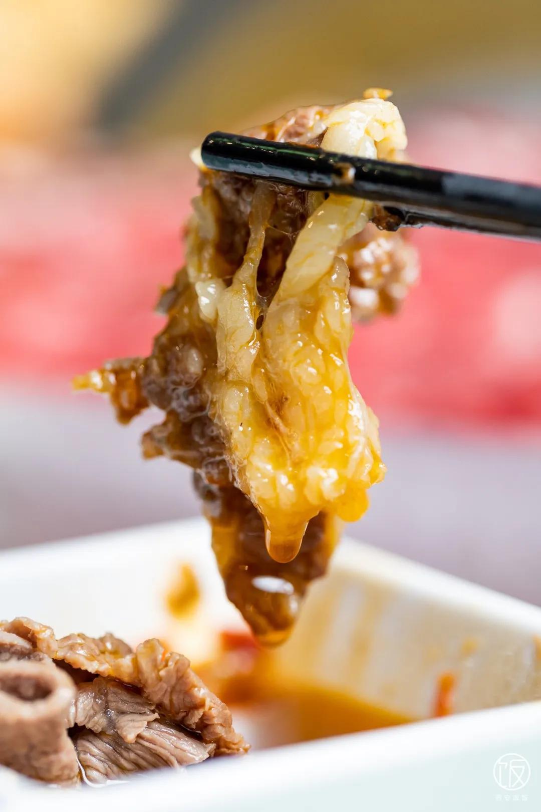 能看到钟楼的美食,看见钟楼的西安美食