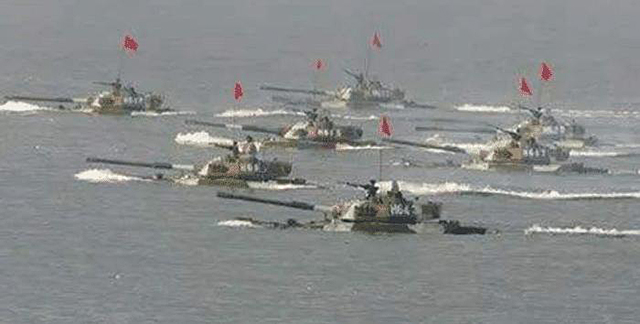 台海危机已过24年,如今的三军,有没有能力实现当年演习目标?