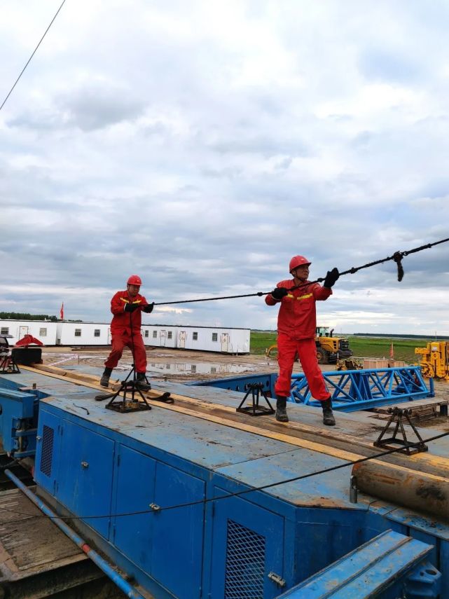 澶у簡娌圭敯閲囨补娴嬭瘯,澶у簡娌圭敯绗竴鍙i暱姘村钩娈靛彇鑺簳