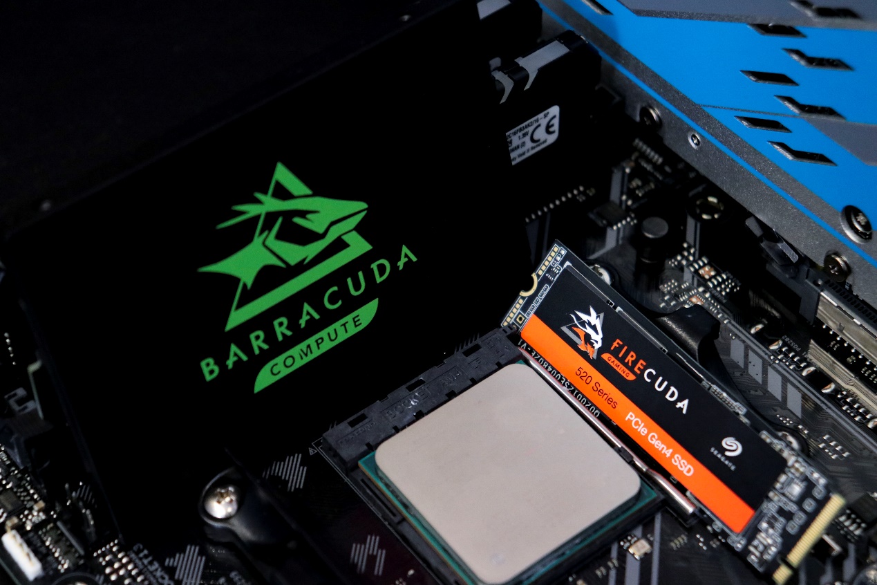 都是固态的c盘和d盘有什么区别,ramrom闪存硬盘