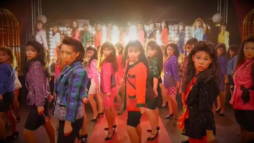 平成30年:被窝做梦的年轻人,繁荣的娱乐业,和低欲望消费