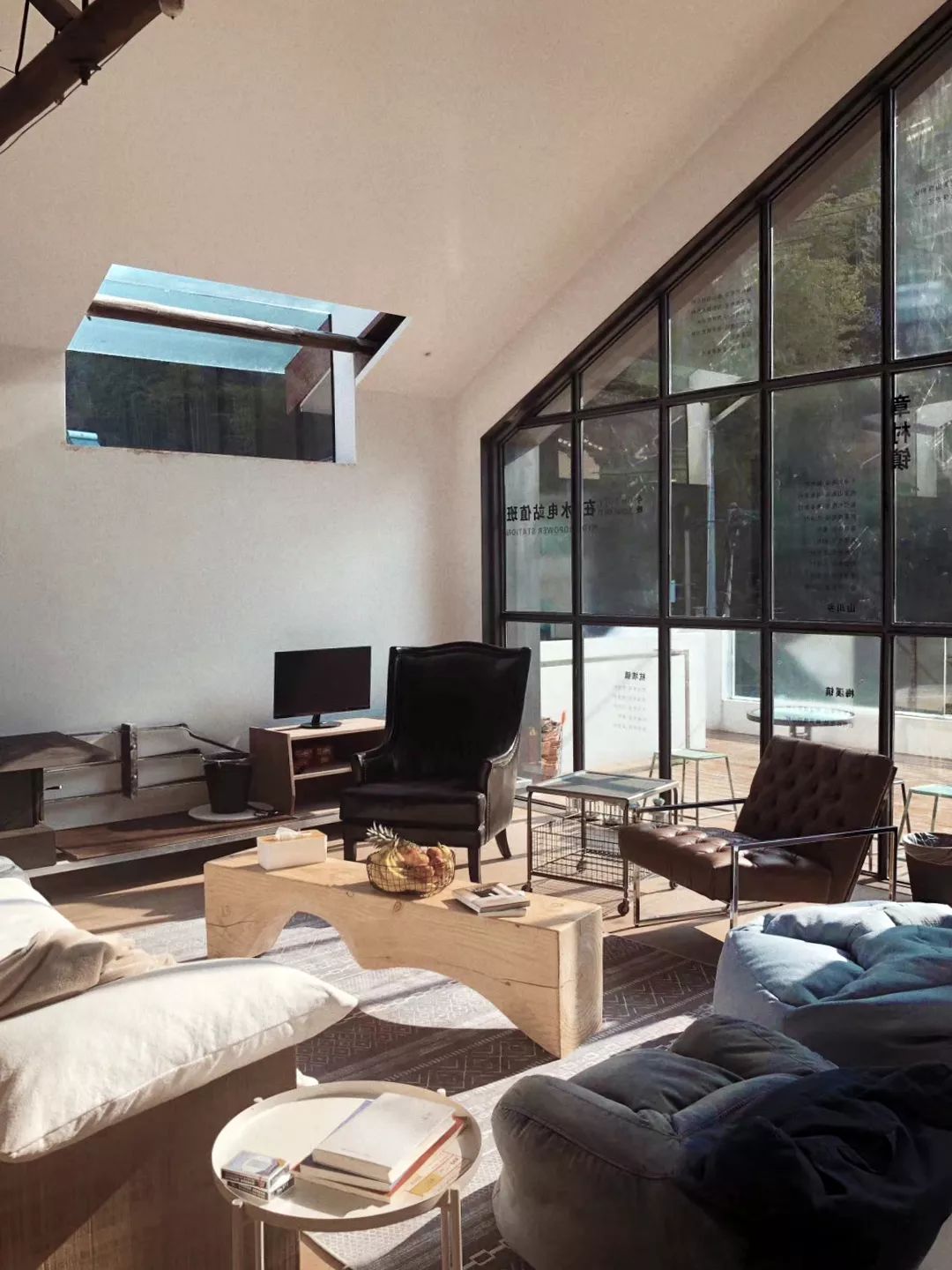 水电站值班,在水电站值班