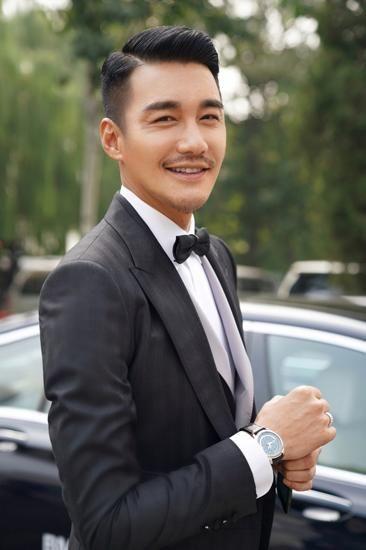 胡兵年轻的照片,胡兵年轻照片