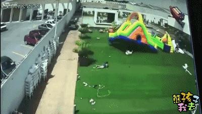 充气城堡吃人事件,充气堡儿童乐园为什么不能玩