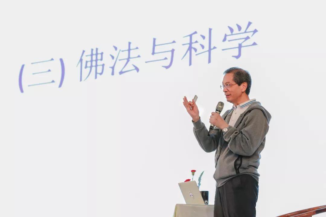 潘宗光说四维空间存在阿弥陀佛，他的话是胡扯吗？