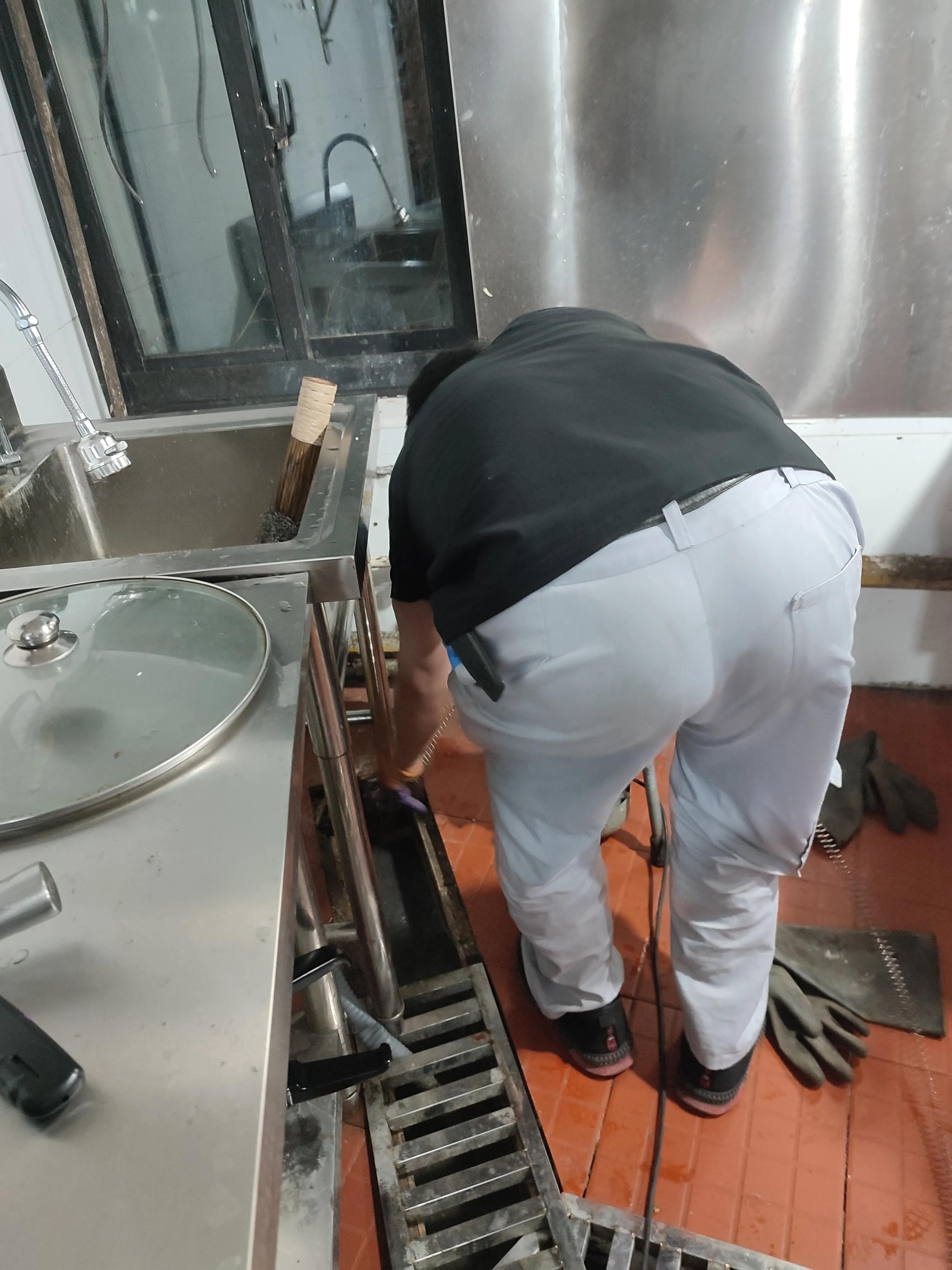 上海宝山区马桶堵塞疏通,上海浦东疏通马桶多少钱