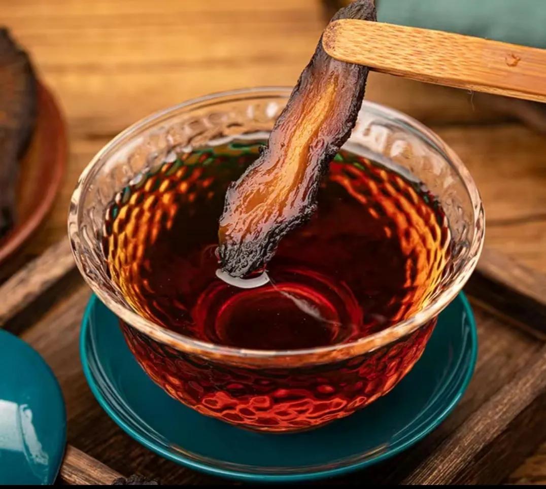 内蒙苁蓉生长在什么位置,内蒙哪产肉苁蓉