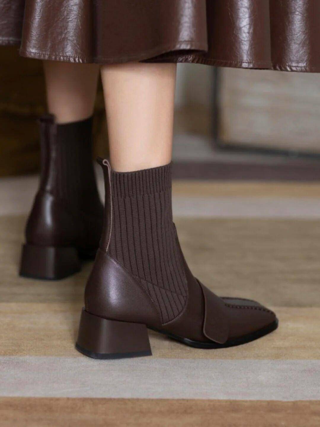 老实说,我很久没穿过这样马丁靴了,简直是足底肌的福音