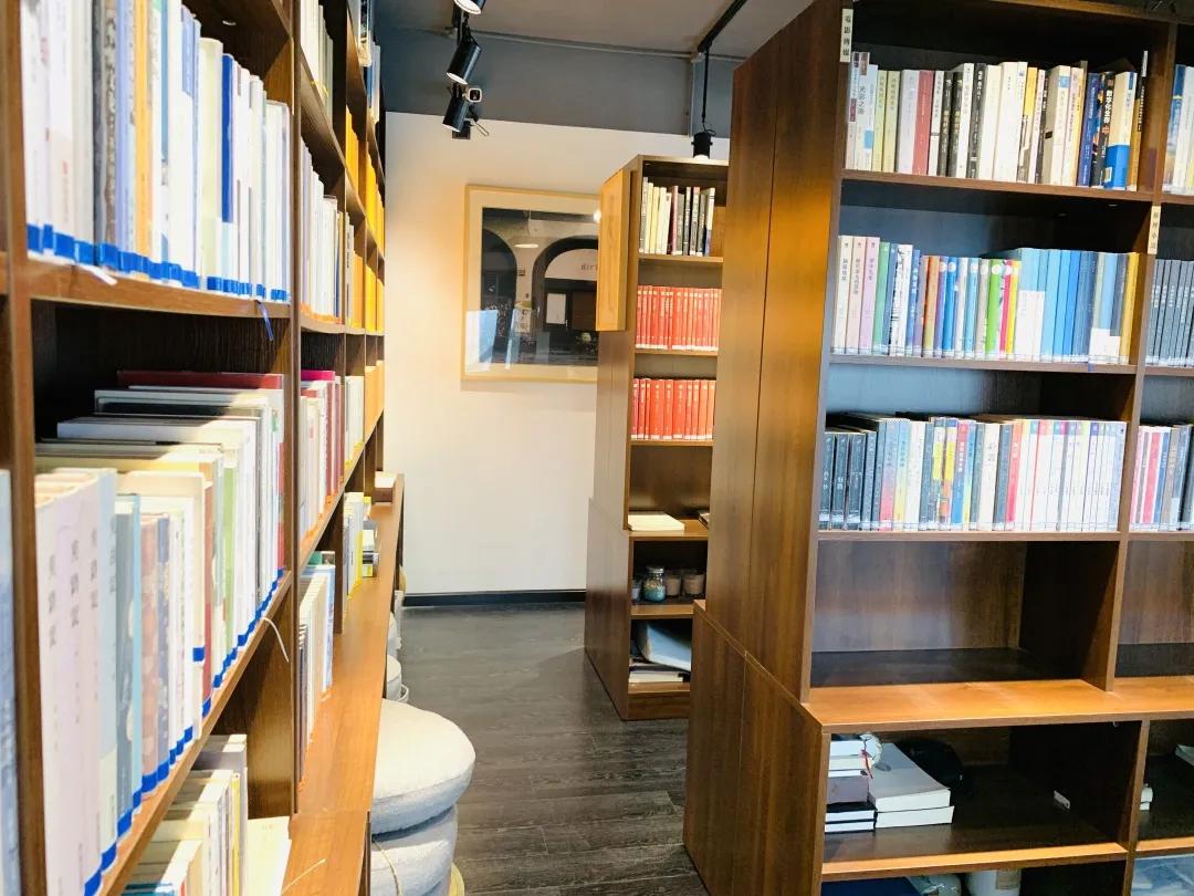 用阅读触摸成都｜在成都不能错过的10家书店（下）
