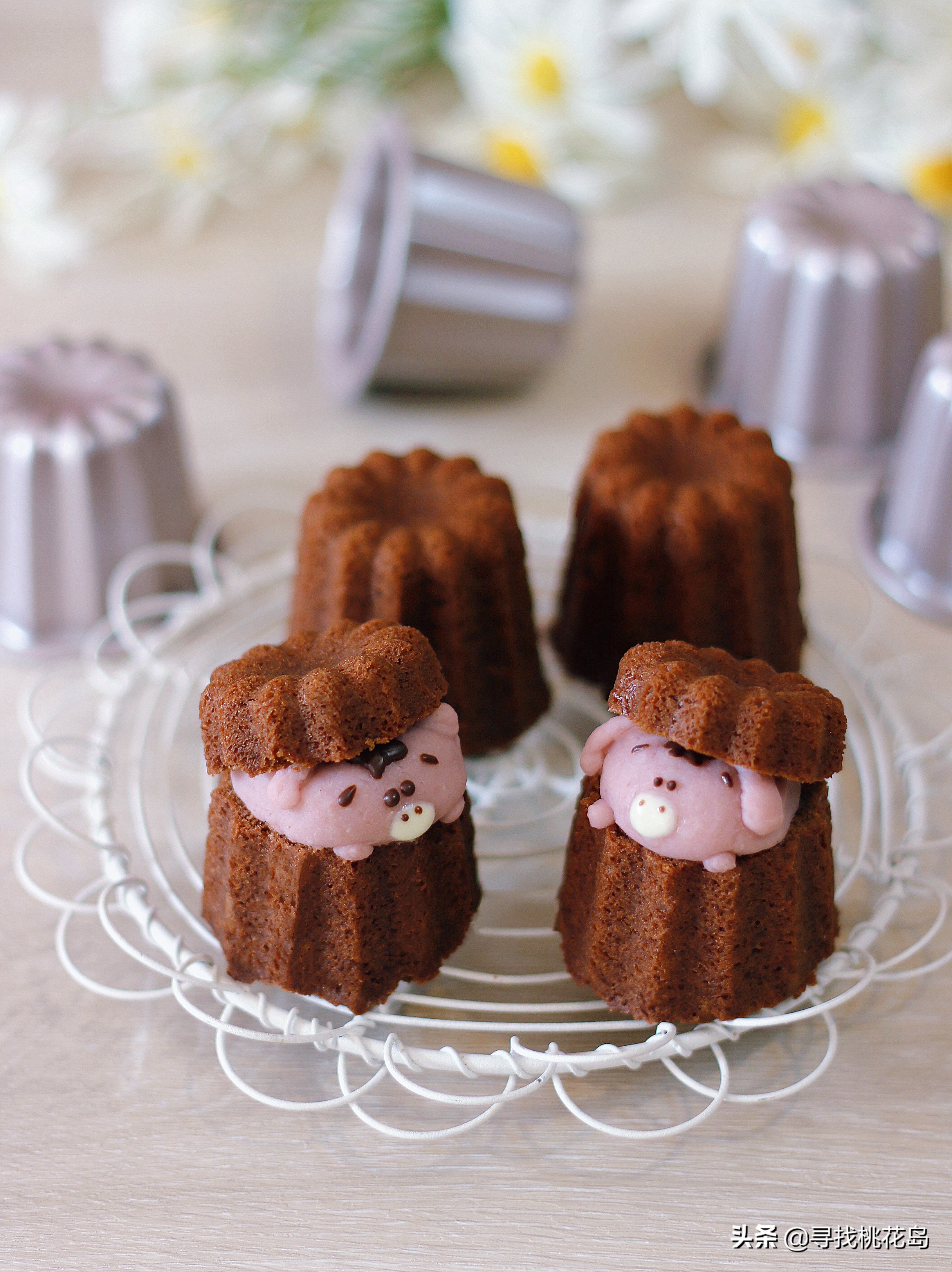 小熊巧克力蛋糕教程,小猪做巧克力蛋糕