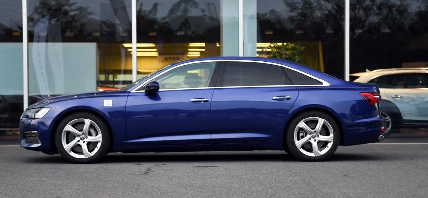 奥迪a6l55quattro3.0一年养车费用,奥迪a4l和奥迪a6l养车成本