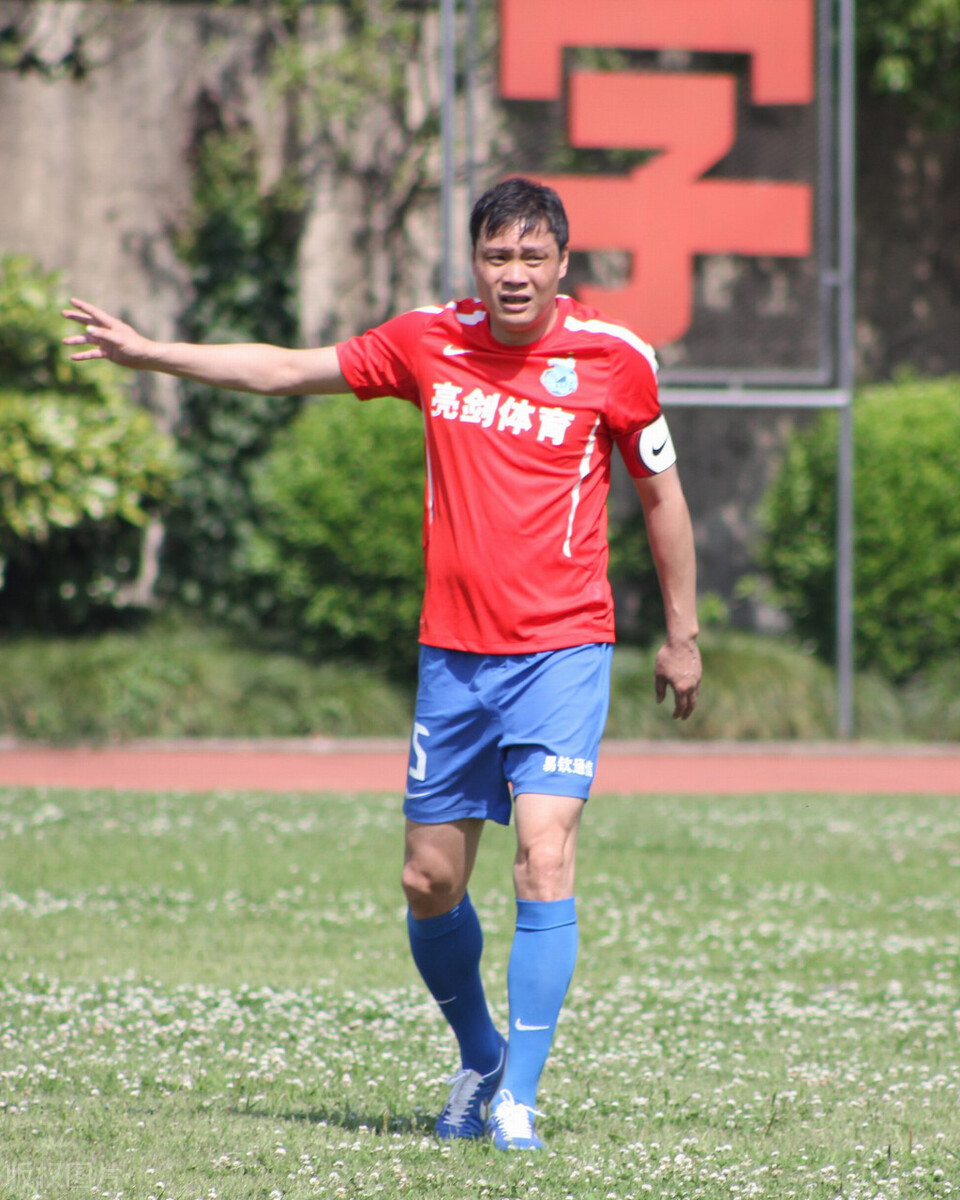 吐槽大会中国足球赛,中国篮球足球吐槽大会