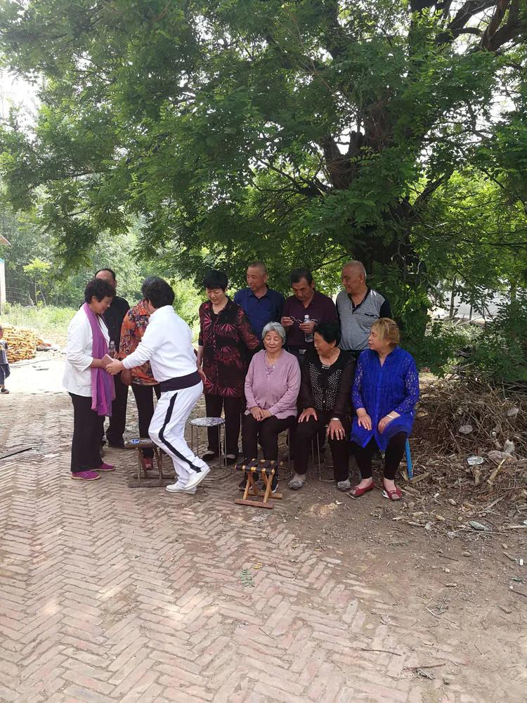 散文守望这方红色沃土,散文守望麦田