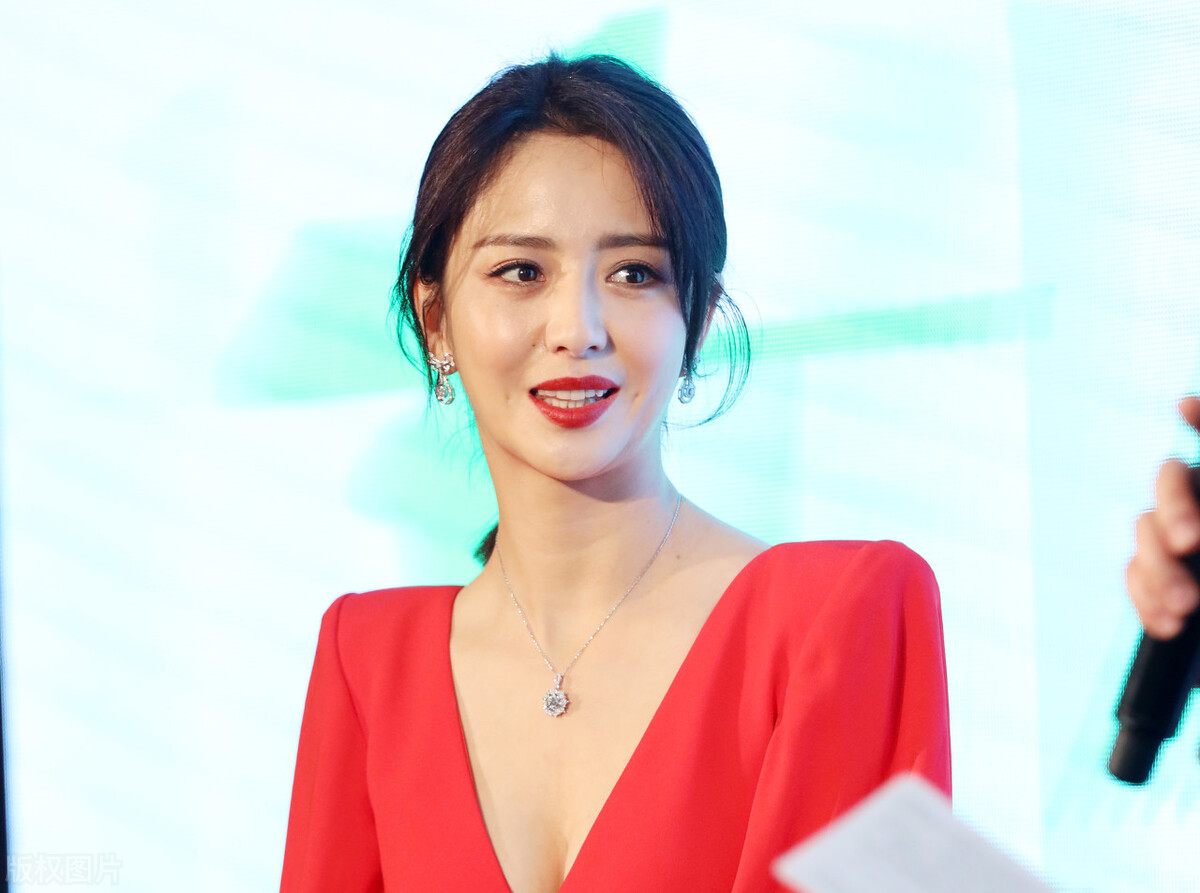 风流才子陈思诚的浪荡情史，与众多美女传绯闻，佟丽娅：回家就好