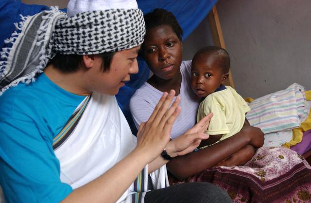 郎朗吉娜出席互动,郎朗吉娜夫妻合奏