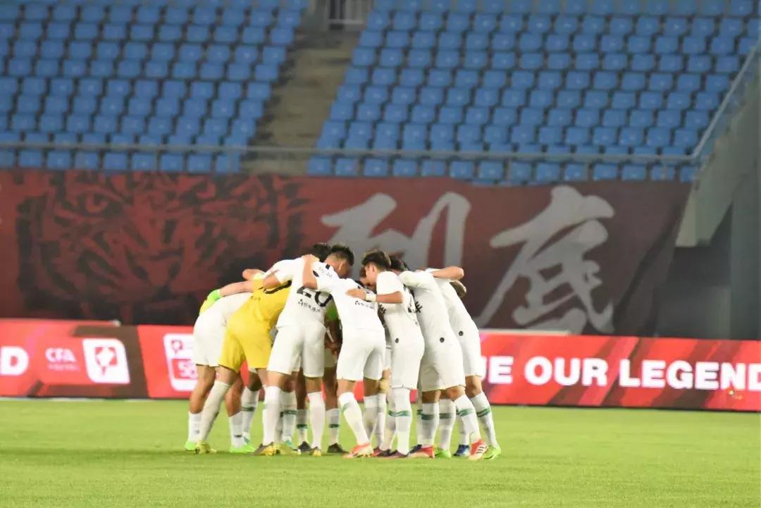 中甲比赛贵州恒丰对辽宁宏运,莫塔射门