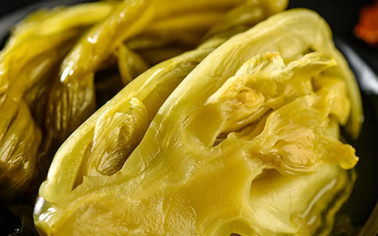 酸脆可口的老坛酸菜开吃了,老坛酸菜酸脆爽口