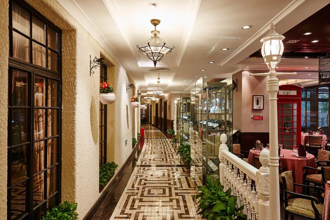 快来!今年在东方明珠塔、国际会议中心、市中心大饭店过年啦