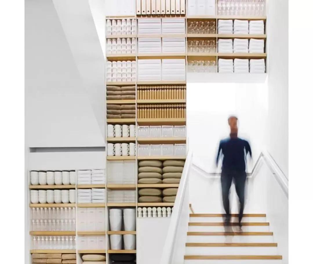 优衣库和无印良品服装对比,优衣库和无印良品的衬衫哪个好