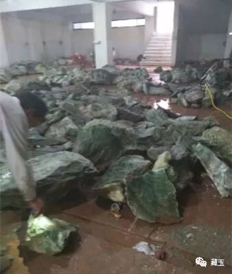 最好的和田碧玉是什么样子呢,最好的碧玉是哪家品牌