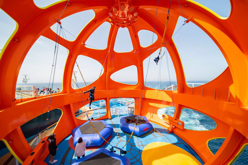 海洋光谱号带你畅玩海上游轮之旅,首航光谱号旅行攻略