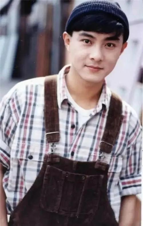 童年男神张卫健：曾经是收视率保证，为何突然资源全无？