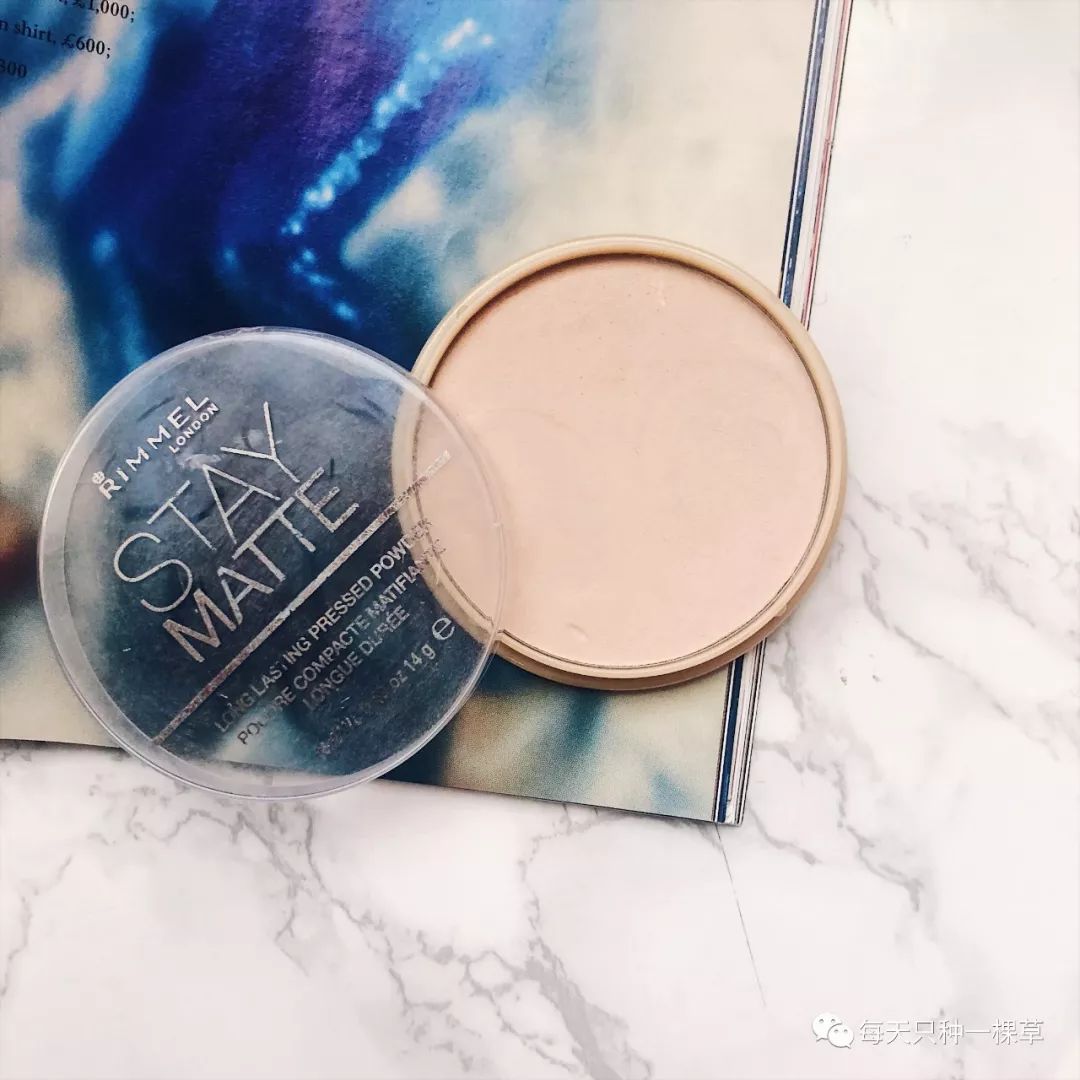 如何快速搞定一个简单的妆容,如何100块搞定全套化妆品