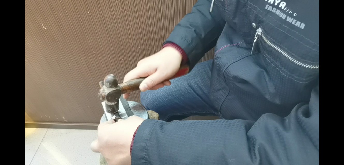 钻戒改圈店内会有记录吗,正规店中买的钻戒改圈会不会被换