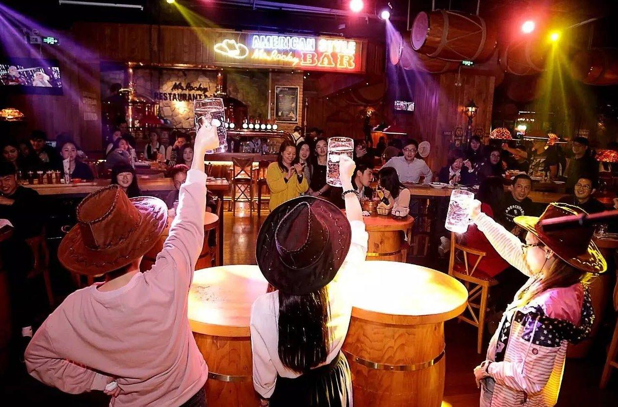 夜场ktv服务员工资骗局,ktv服务员的真实收入