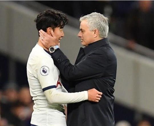 武磊技术对比孙兴慜,孙兴慜1v1张琳芃