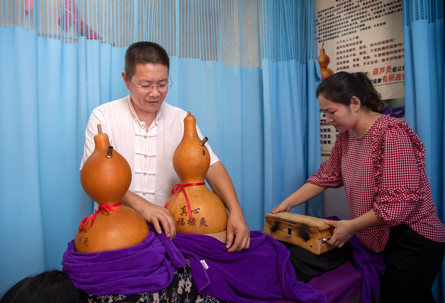 河南商城：有对夫妻以“艾”温暖身边人