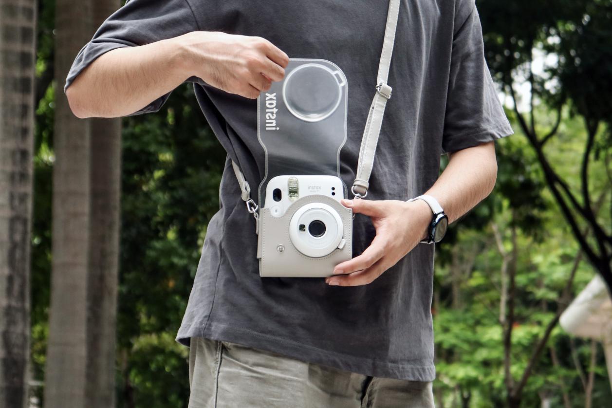 富士instaxmini11自拍模式,富士instaxmini11对焦