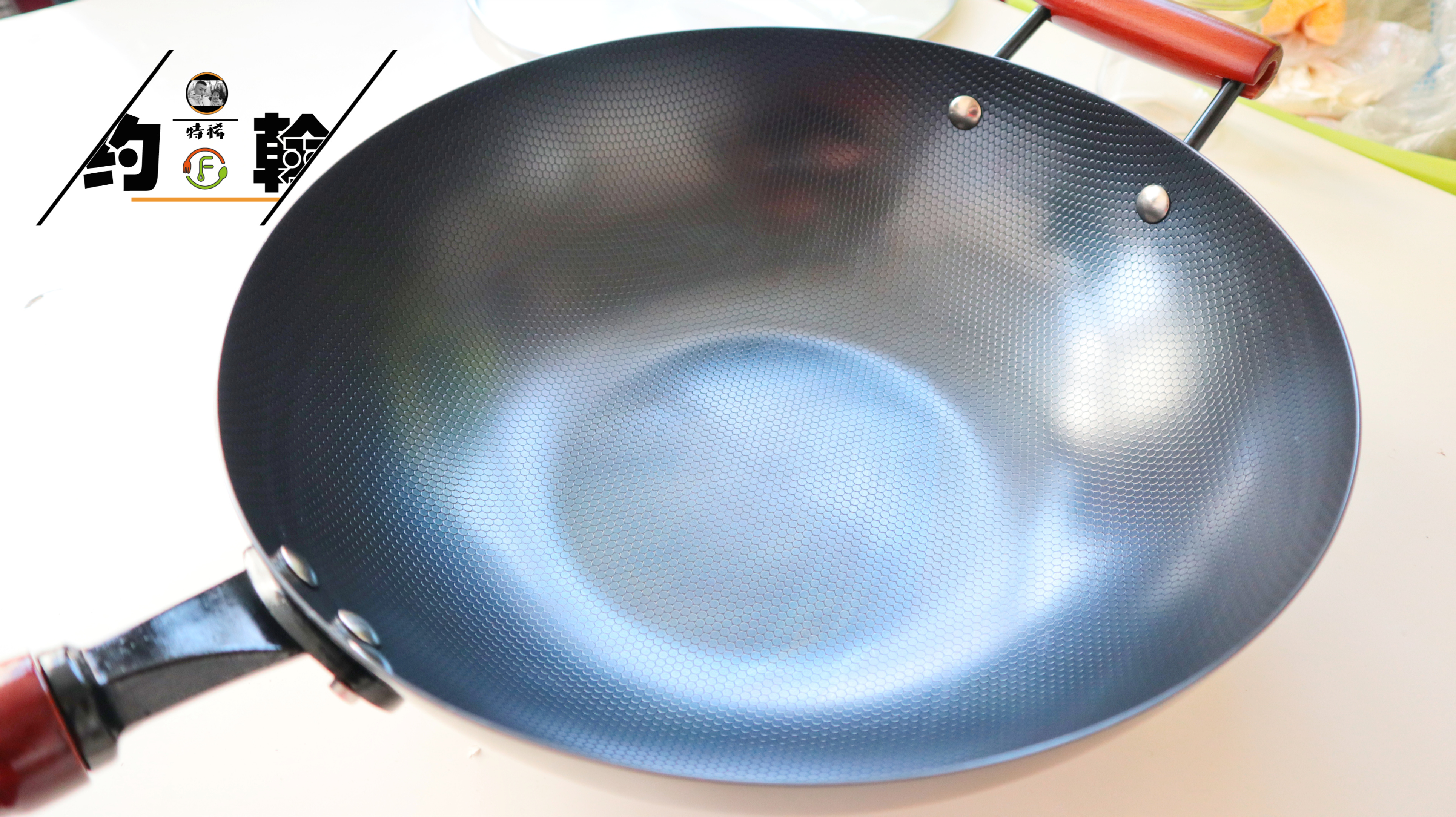 不粘铁锅新锅的正确开锅方法,不粘锅的正确开锅方法铁锅