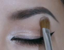 初学眉毛怎么画才能根根分明,新手画眉毛的技巧和方法