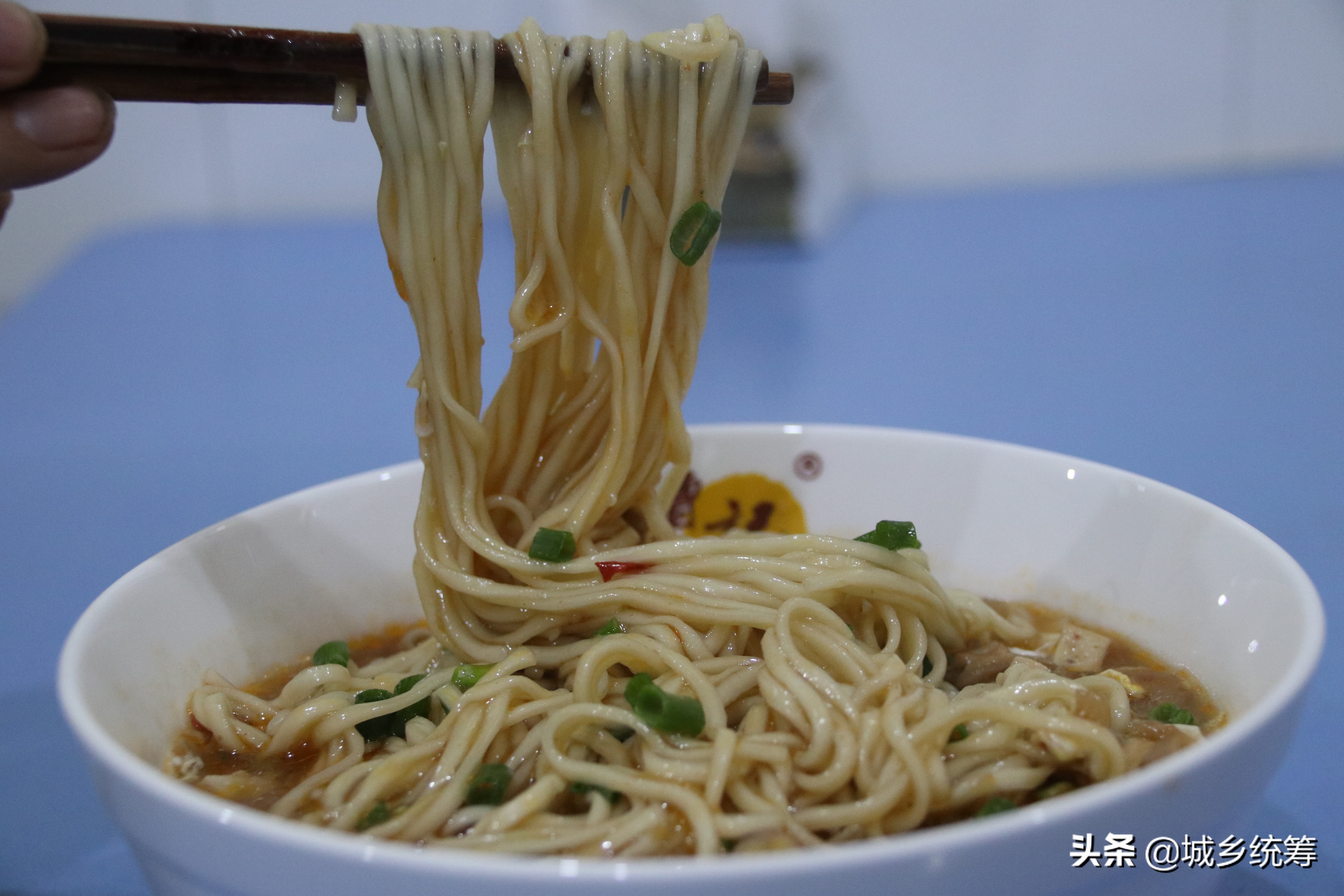 百年老店正宗岐山手工臊子面,重庆最有名的臊子面臊子做法