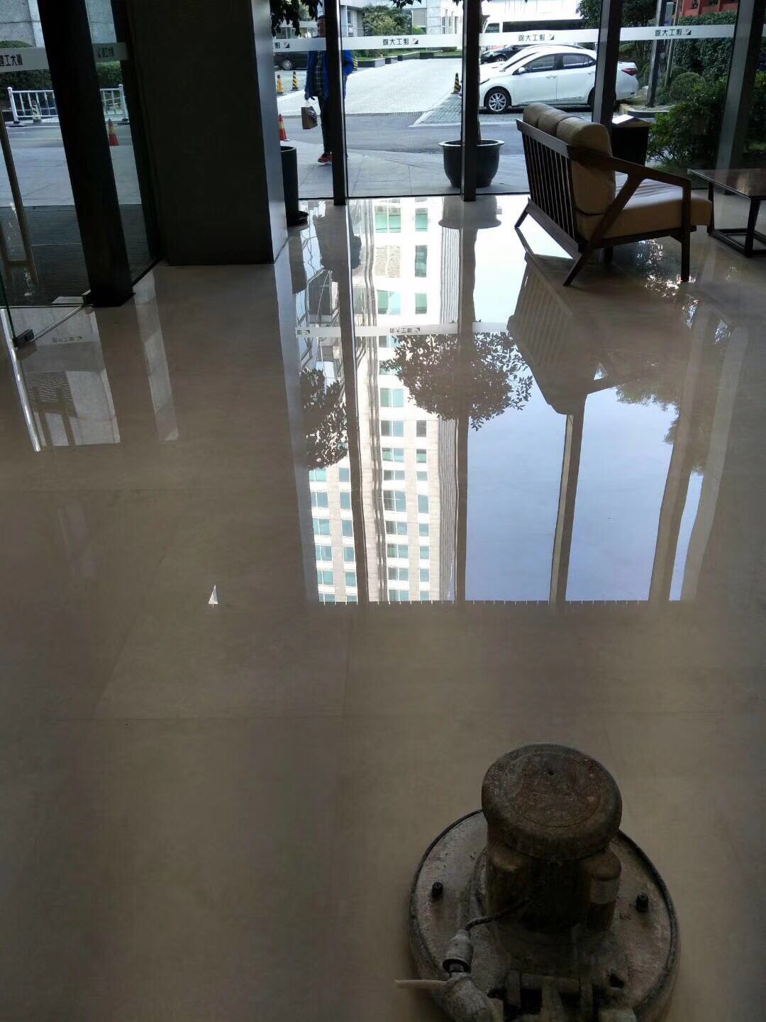 石材的晶面处理与抛光的区别,石材地面养护流程及方案