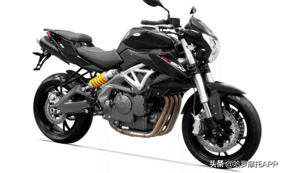 贝纳利752和石缸黄龙600哪个值得买,24年新款贝纳利黄龙600测评